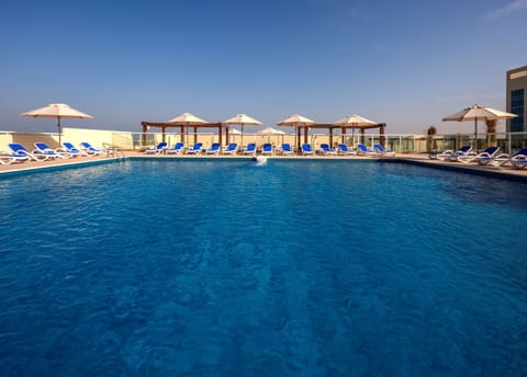 3 outdoor pools, open 9:00 AM to 6:00 PM, pool umbrellas, sun loungers