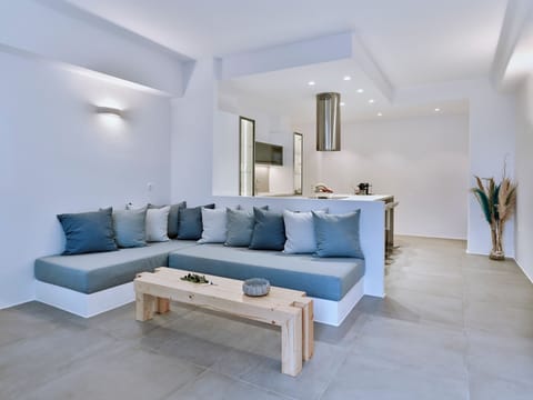 Villa Armonia | Living area | 32-inch flat-screen TV with satellite channels, TV