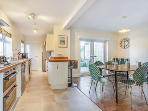 Kitchen/diner | Dellswood, Broadway