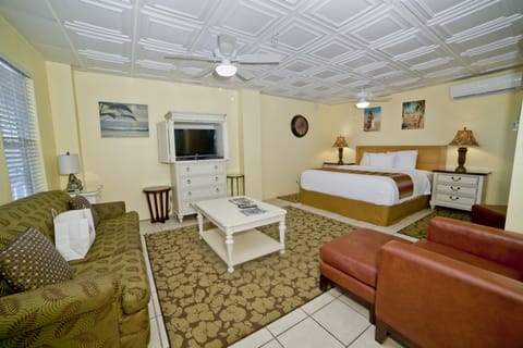 Classic Studio Suite | Pillowtop beds, in-room safe, individually furnished, laptop workspace