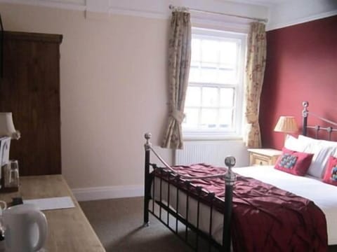 Standard Double Room, Ensuite (Large R5)