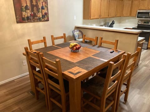 The fully equipped kitchen and diner for 8 people is on the ground level.