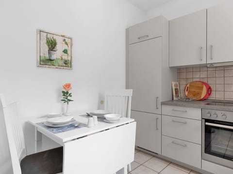 Cabinetry, Building, Property, Furniture, Kitchen Appliance, Interior Design, House, Table, Wood, Drawer