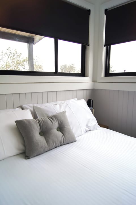 Deluxe Cabin - Sleeps 4 | Individually furnished, free WiFi