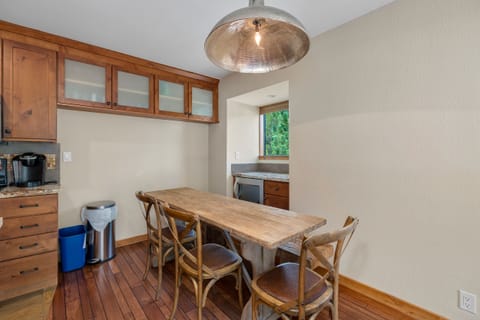 Rectangular dining table seats 4