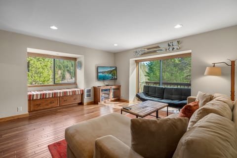 Windows open to Squaw Creek and KT-22 views