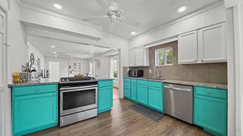 Fully equipped kitchen