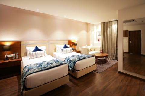 Executive Twin Room | Premium bedding, minibar, in-room safe, individually furnished