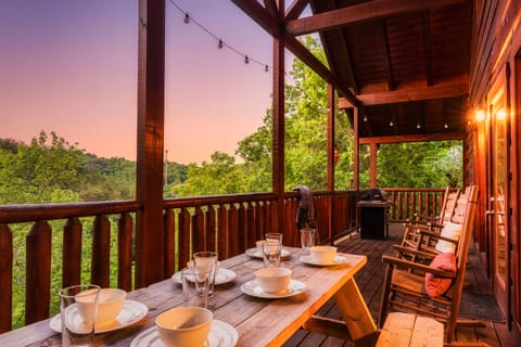 Kick back and relax on the porch with beautiful wooded views!