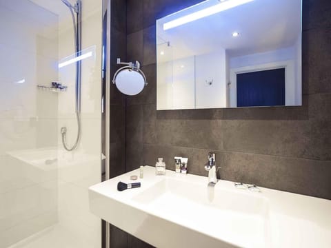 Minibar, in-room safe, desk, blackout drapes