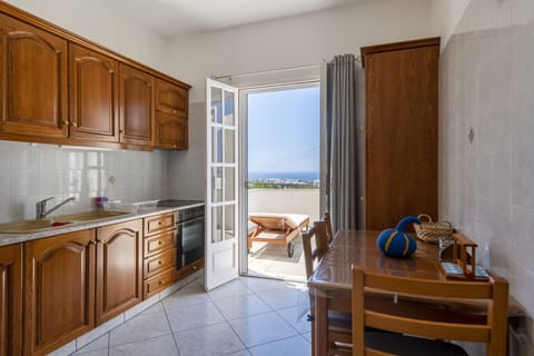 Apartment | Private kitchen | Fridge, oven, espresso maker, electric kettle