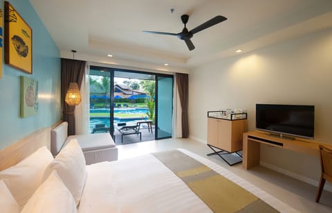 Family Pool Access Room - Free Minibar (One time per stay) | Premium bedding, in-room safe, individually furnished, desk