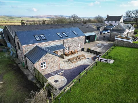 The Chaffhouse - 4 Bedroom - Llangennith (6669)