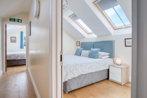 The Chaffhouse - 4 Bedroom - Llangennith (6682)