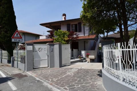 Villa Fiorita external view