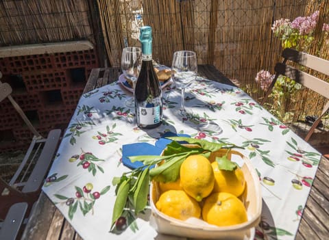 Comfort Apartment, Garden View | Terrace/patio