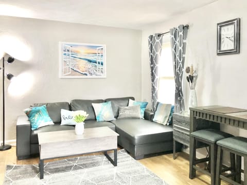 Main level living room