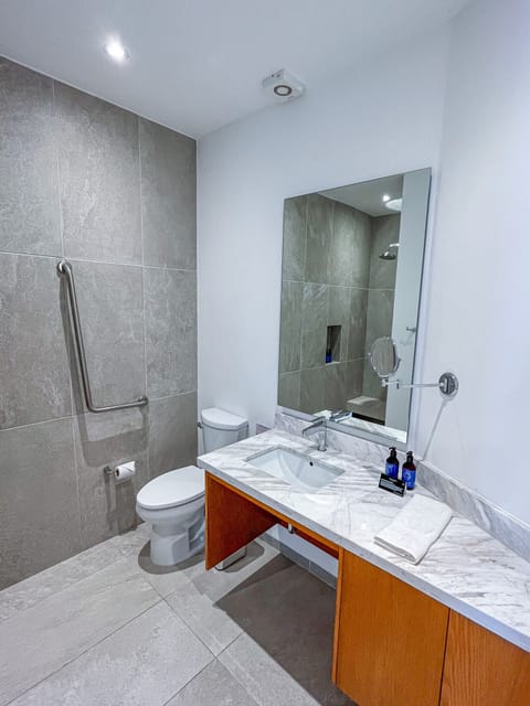 Standard Room, 2 Double Beds, Non Smoking, Ocean View | Accessible bathroom