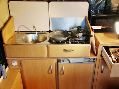 Kitchen with fridge/freezer