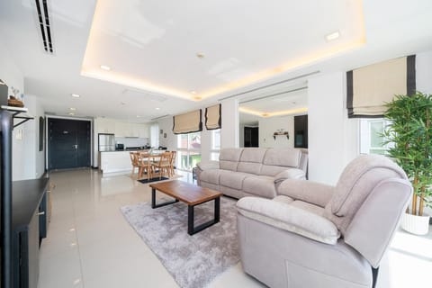 Palms Kamala- bright apartment near the beach (14682)