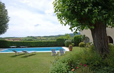 villa-montalcinello-chiusdino-villa-pool