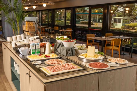 Daily buffet breakfast (EUR 15 per person)