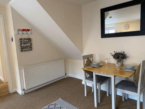 Apartment | 1 bedroom, iron/ironing board, free WiFi, bed sheets