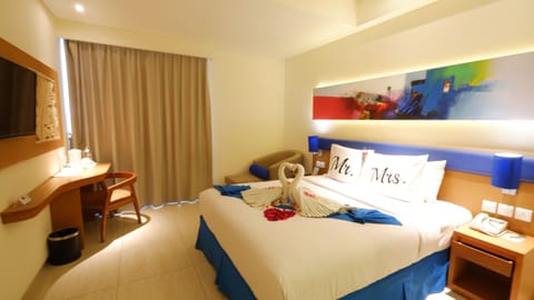 Deluxe Room (Great Joy) | Premium bedding, down comforters, pillowtop beds, minibar