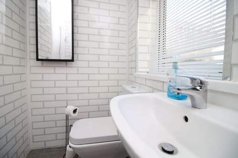 Studio | Bathroom | Separate tub and shower, deep soaking tub, hair dryer, towels