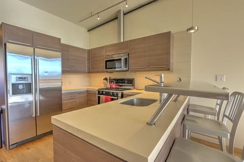 Well-equipped kitchen