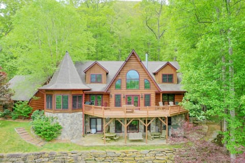 Sweetwater Lodge Exterior 1