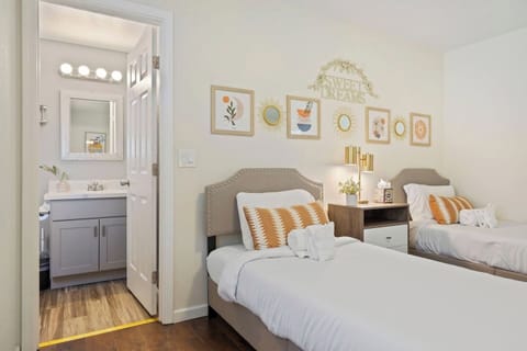 Get comfy in our "Twin Room (3)" with an en-suite bathroom.