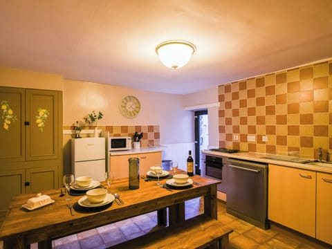 Kitchen/diner | Glasfor, Llwyngwril, near Barmouth