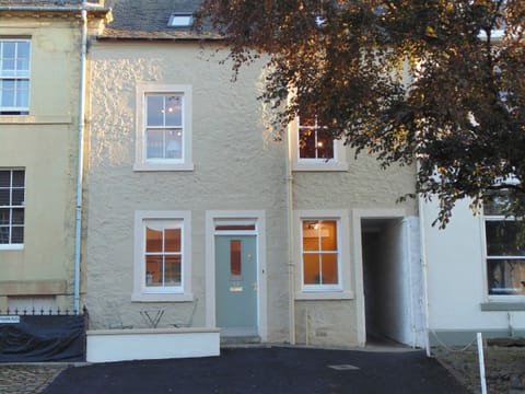 Exterior | Newburgh C Listed Townhouse, Newburgh, near Cupar