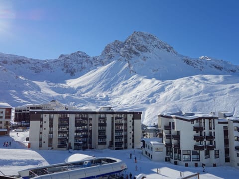 Sky, Mountain, Snow, Building, Cloud, Slope, Window, Glacial Landform, House, Ice Cap