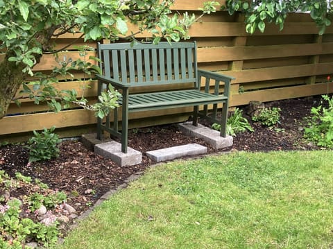 Cottage | Property grounds