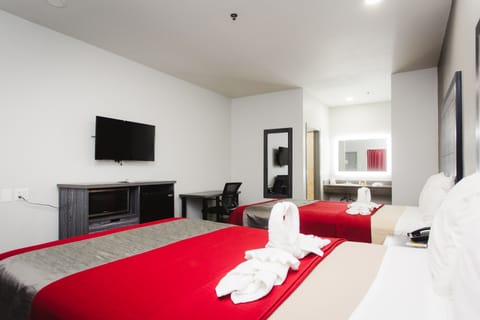 Standard Double Room | In-room safe, desk, laptop workspace, free WiFi