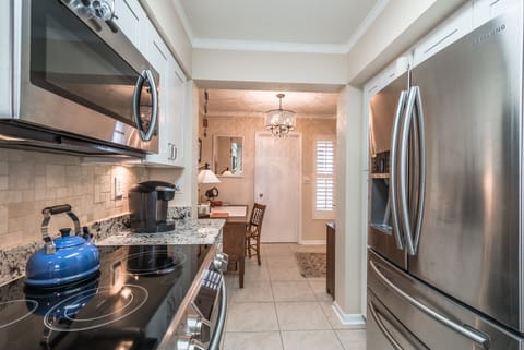 Condo, Multiple Beds, Balcony (#9-521 - No Pets Allowed) | Private kitchen | Fridge, microwave, oven, stovetop