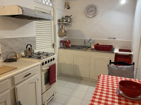 Environmentally Friendly Red Coral Apartment | Private kitchen | Full-size fridge, coffee/tea maker, electric kettle, toaster