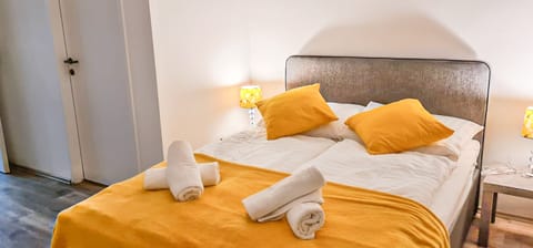 Deluxe Double Room | Free WiFi, bed sheets