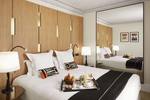 Suite | Premium bedding, minibar, in-room safe, desk