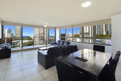 Comfort Apartment, 3 Bedrooms, River View | Living area | TV