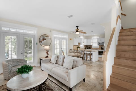 Welcome to Sunset Serenade!