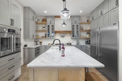 Kitchen Equipped for the most discerning chef