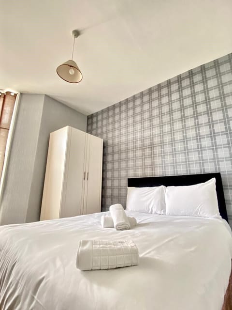 Double Room, Sea View | Soundproofing, free WiFi, bed sheets