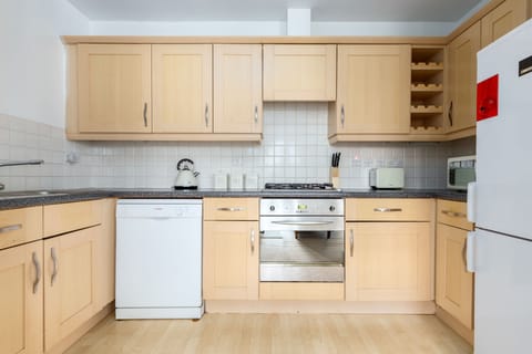 Apartment | Private kitchen | Fridge, microwave, oven, stovetop