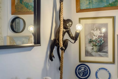 Summer Hayes Bedroom 2 - StayCotswold