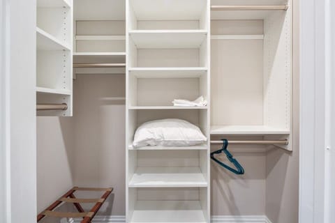 King Bedroom Walk in Closet & Luggage Storage