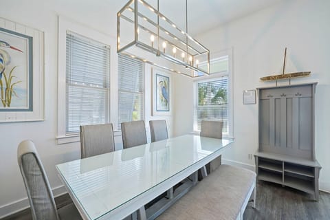 Val-Holla - Vacation Rental Beach House Near Gulf with Private Pool and Community Beach Access on Holiday Isle in Destin, Florida - Five Star Properties Destin/30A