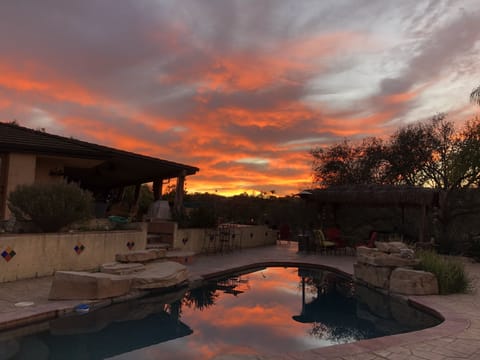 Hillside comfort and amazing Sunsets
"Hacienda El Nido," the Nest